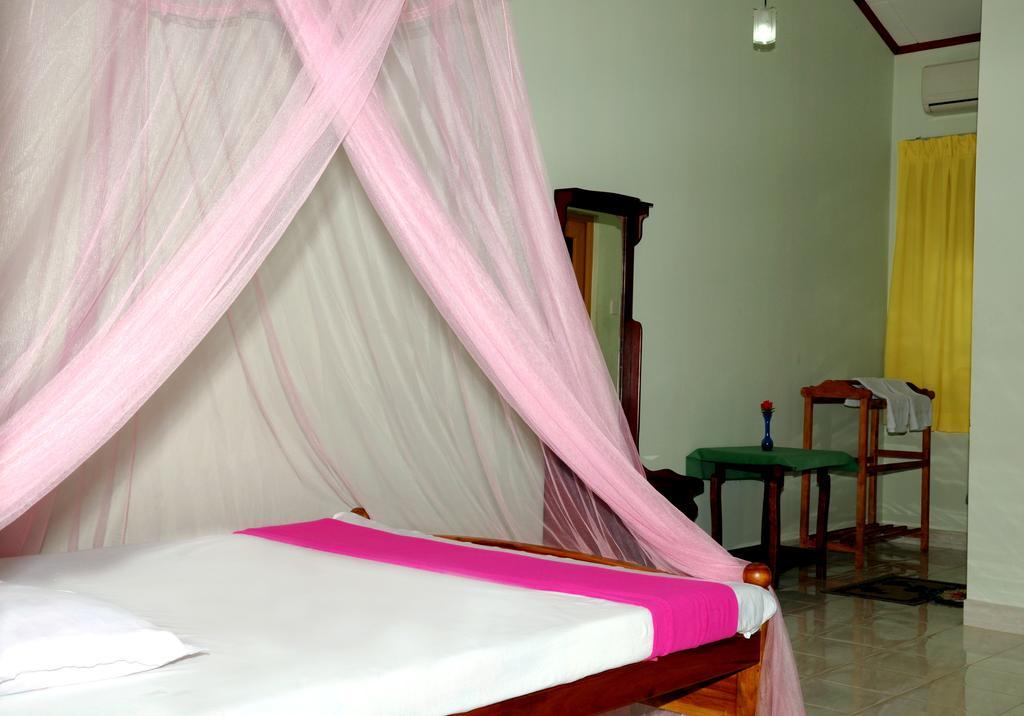 Tissa Resort Tissamaharama Luaran gambar